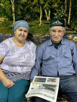 Ильгизар и Разина Азиятуллины каждые полгода одними из первых выписывают «Агрызские вести»